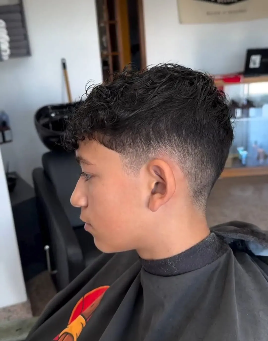 Waves on top with a mid fade